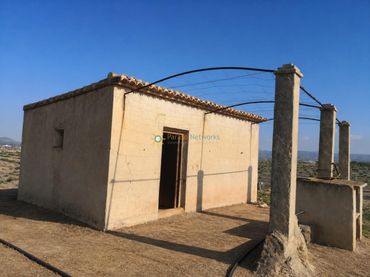 Casa rústica en venda a Benigànim