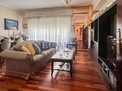 Sala d'estar de Pis en venda en  Santa Cruz de Tenerife Capital amb Aire condicionat, Parquet i Moblat