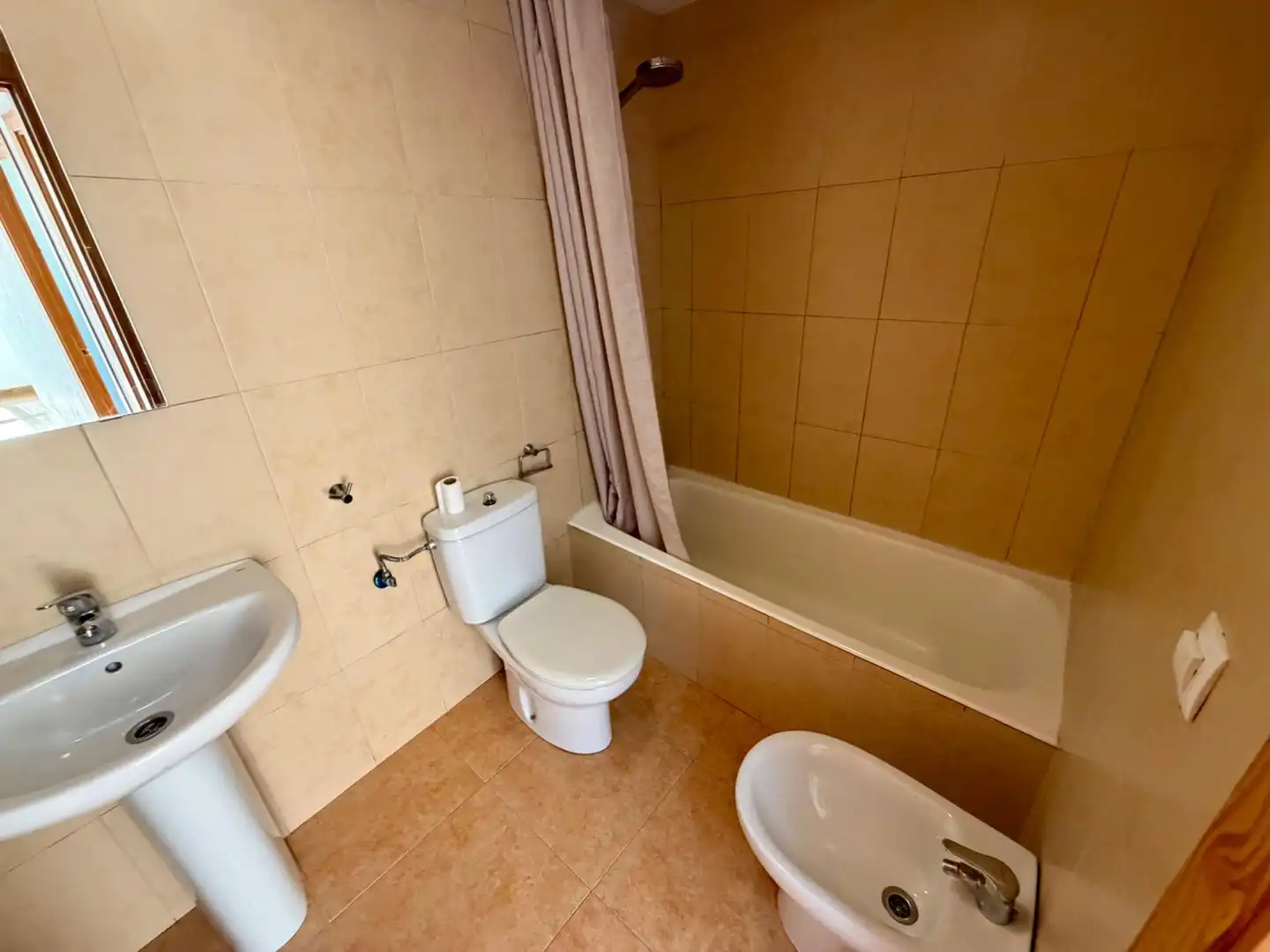 Badezimmer von Wohnungen zum Verkauf in Andratx mit Balkon