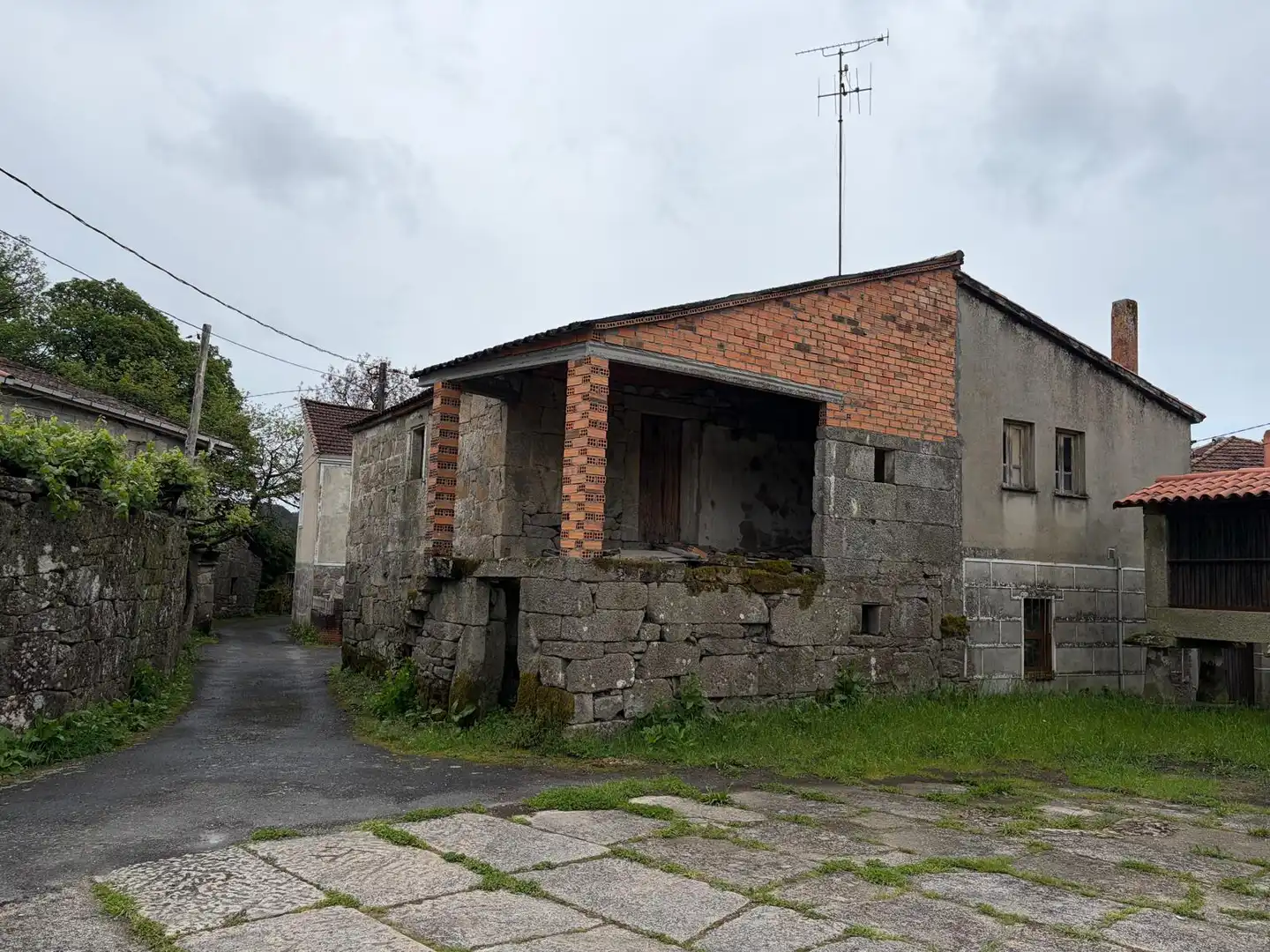 Vista exterior de Finca rústica en venda en Vilamarín amb Balcó