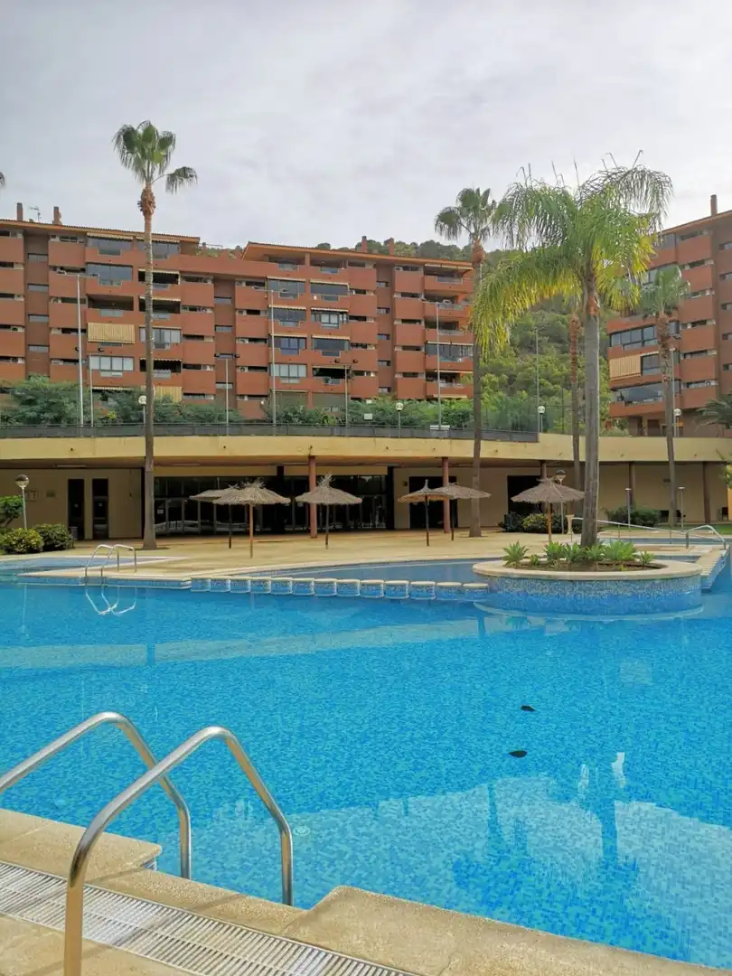 Piscina de Dúplex de alquiler en Alicante / Alacant con Aire acondicionado, Calefacción y Terraza