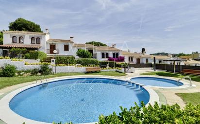 Jardí de Casa adosada en venda en Sant Feliu de Guíxols amb Calefacció, Jardí privat i Terrassa