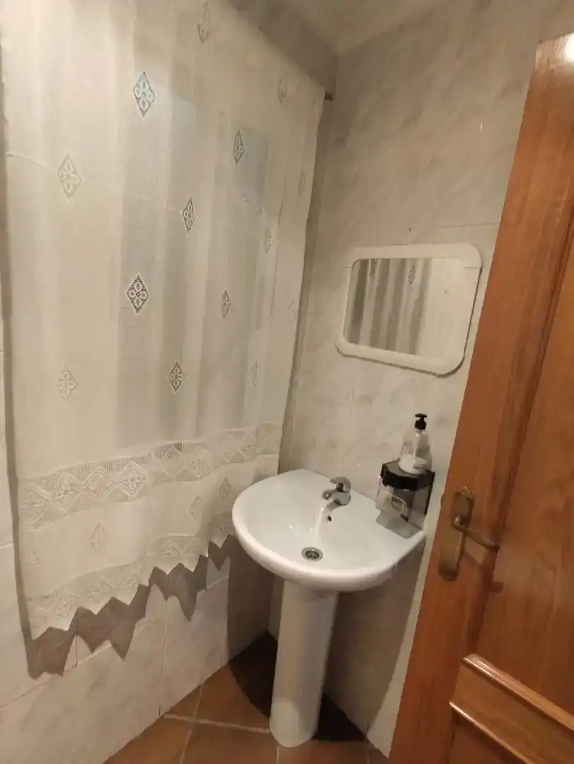 Baño de Local en venta en Serradilla del Llano, Salamanca