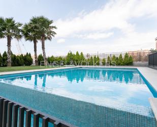 Swimming pool of Apartment to rent in  Valencia Capital  with Air Conditioner, Terrace and Swimming Pool