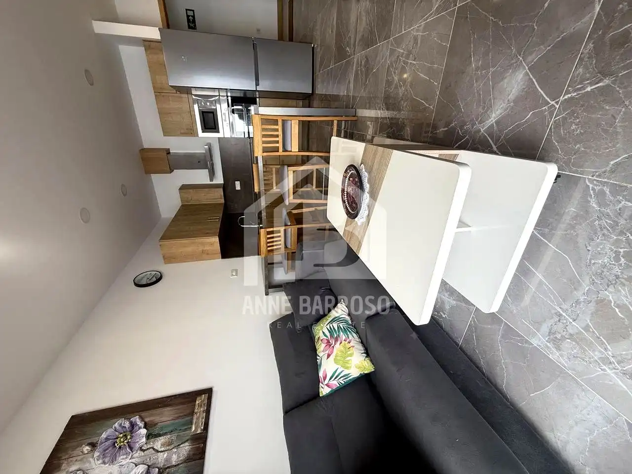 Wohnzimmer von Erdgeschoss zur Miete in Chío