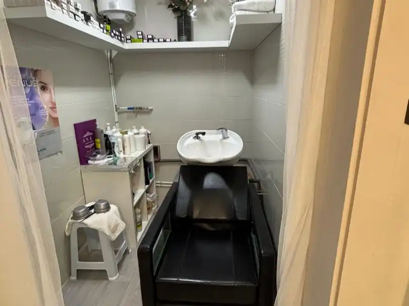 Business premises for transfer in Avinguda Pau Casals 31, imagen 3