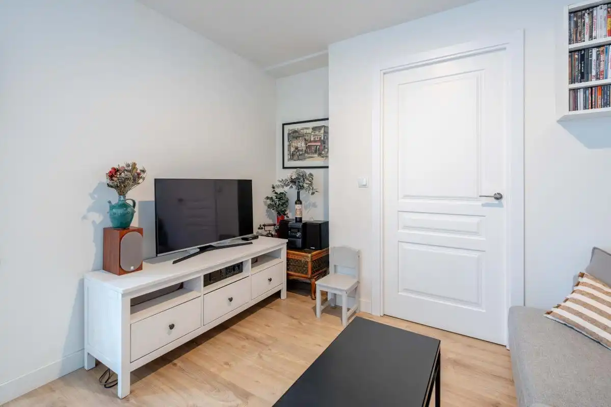 Wohnzimmer von Wohnung zum Verkauf in Madrid mit Klimaanlage, Heizung und Privatgarten