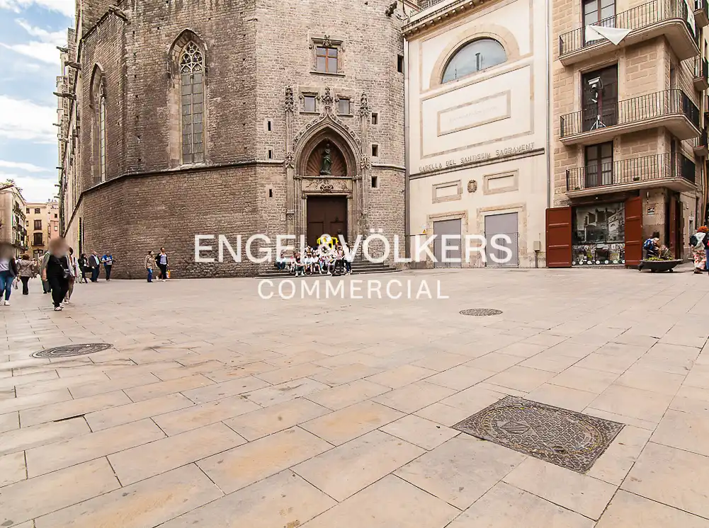 Vista exterior de Local de lloguer en Barcelona amb Aire condicionat, Calefacció i Terrassa