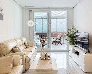 Living room of Flat to rent in Benidorm  with Air Conditioner, Terrace and Swimming Pool