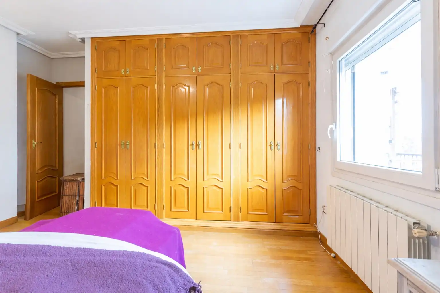 Bedroom of Houses for sale in Villanueva de la Cañada  with Air Conditioner, Heating and Private garden