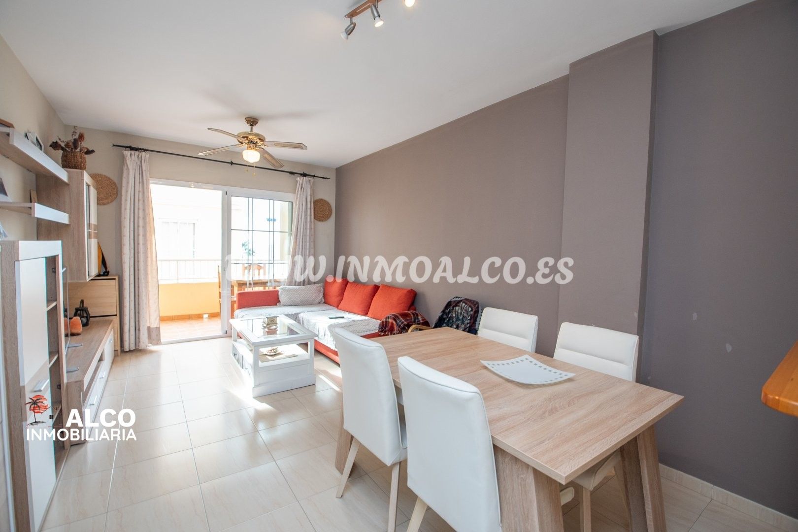 Sala d'estar de Pis en venda en Torrox amb Terrassa