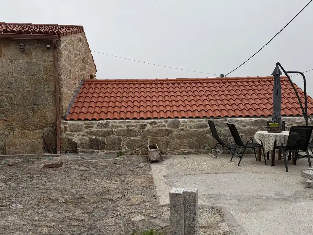 Terrassa de Casa adosada en venda en Oia amb Aire condicionat