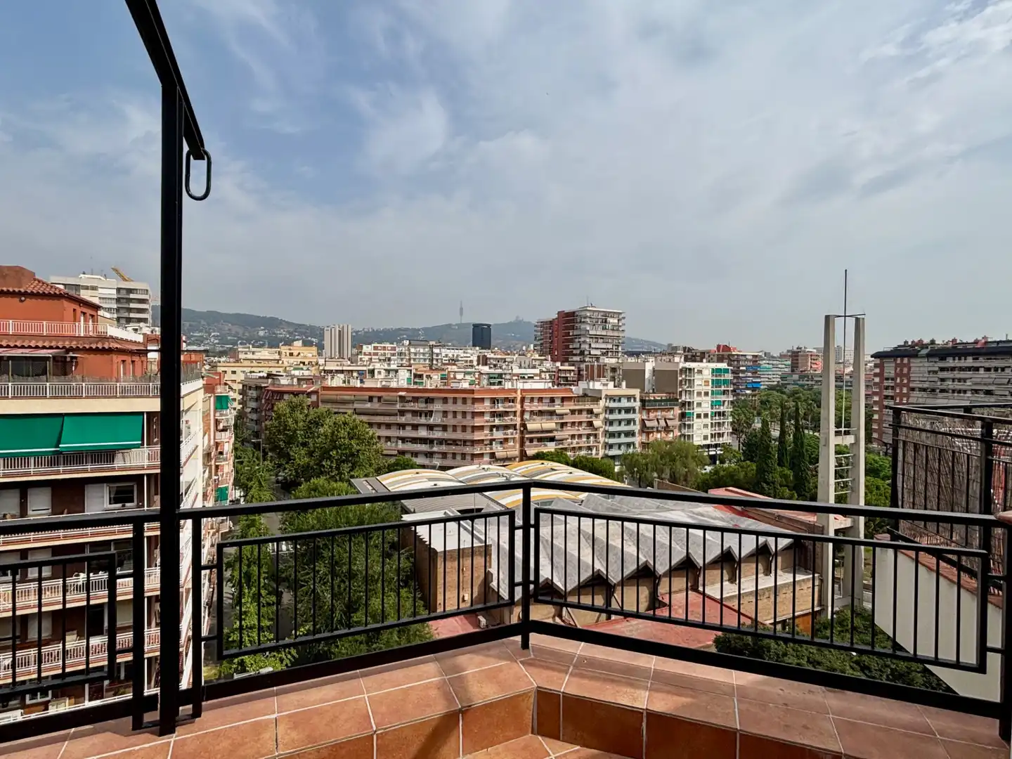 Terrasse von Dachboden zur Miete in Barcelona mit Klimaanlage, Heizung und Parkett