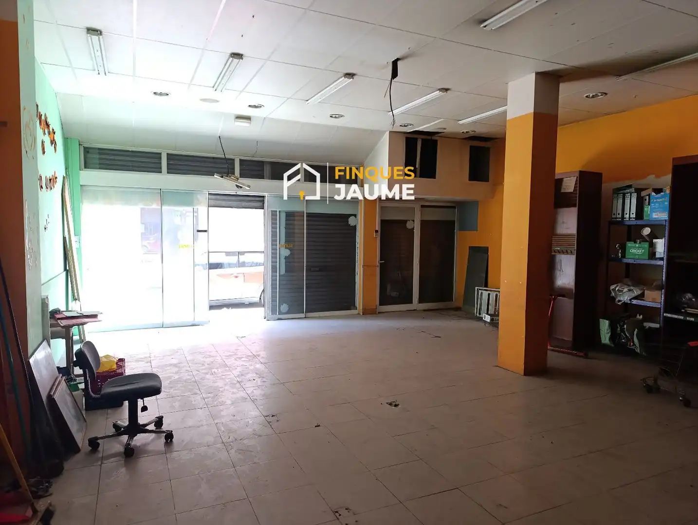 Business premises for sale in COL·LEGI, imagen 2