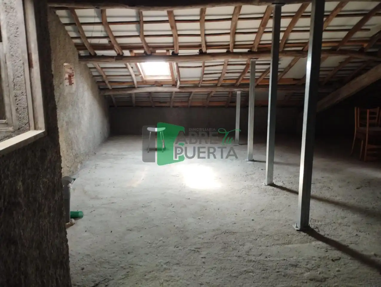 Piso en venta en Ourense Capital  con Calefacción y Amueblado