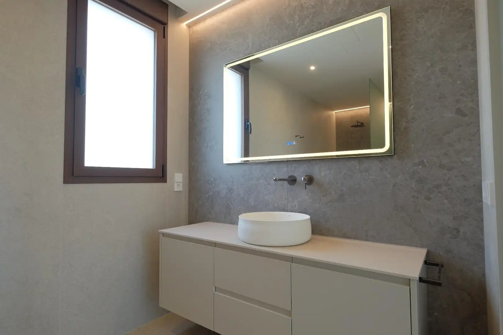 Chalet con piscina en venta en Marisol Park - Ortembach - Los Almendros, imagen 22