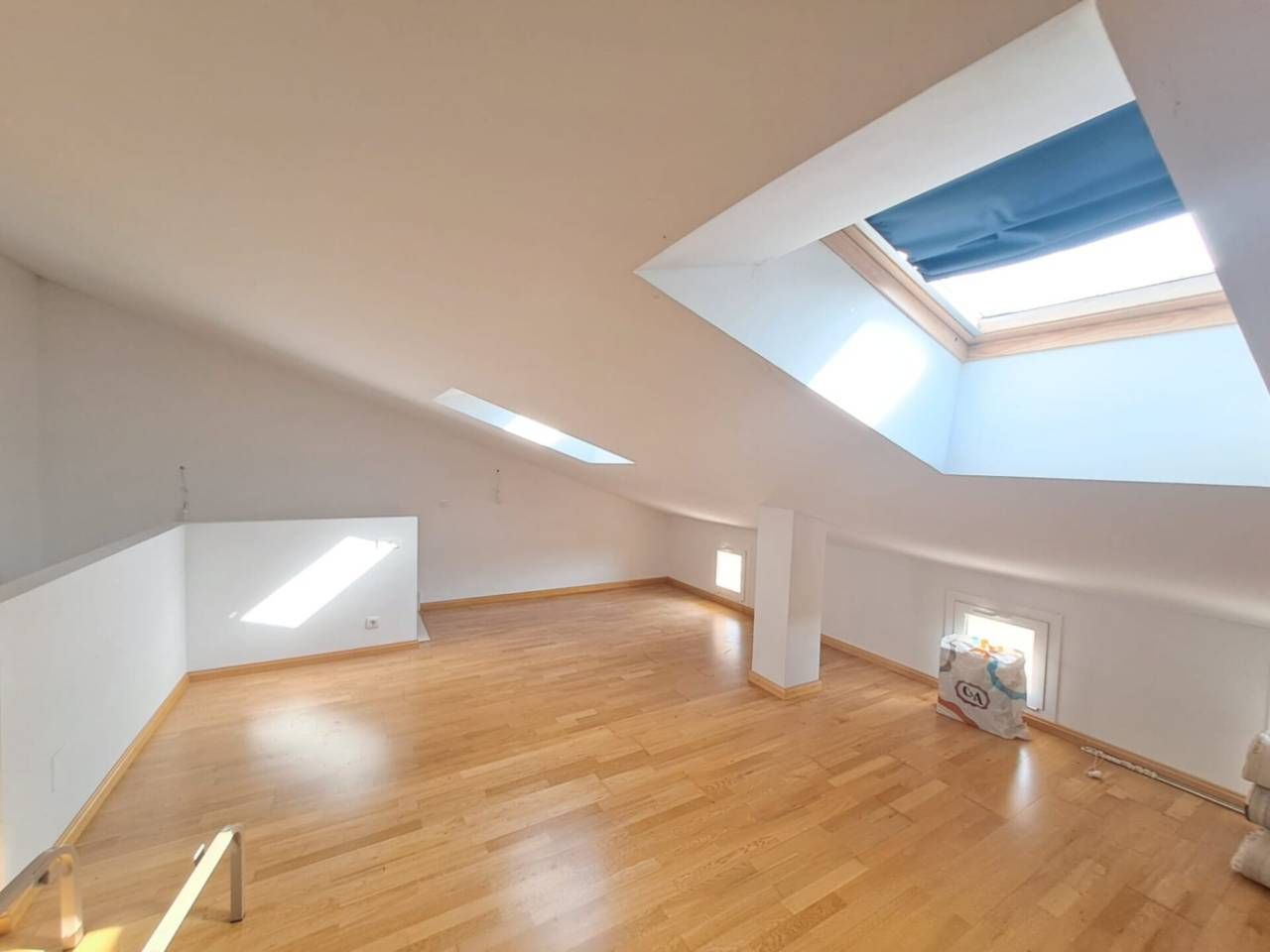 Dormitori de Dúplex en venda en Cogollos amb Calefacció, Parquet i Piscina comunitària