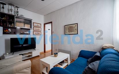 Living room of Flat for sale in  Madrid Capital  with Air Conditioner and Heating