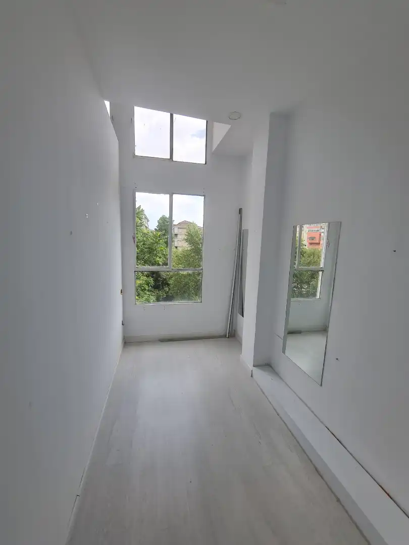 Local comercial en venta en Rúa Ervedelo 15, imagen 2