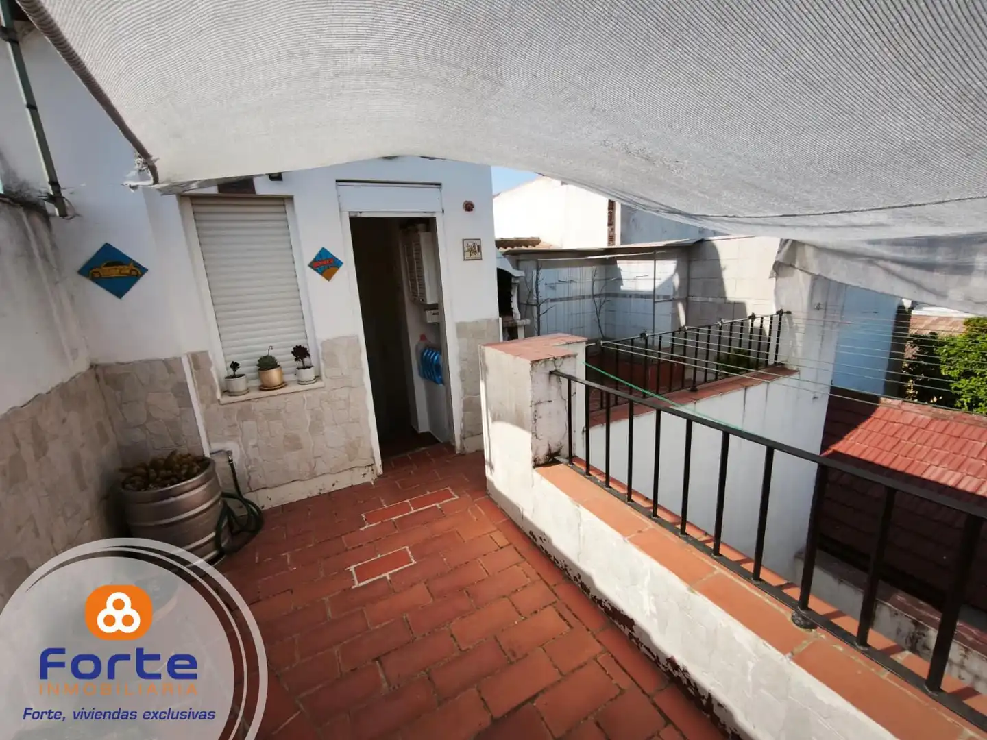 Balcony of Houses for sale in Córdoba  with Air Conditioner, Heating and Furnished