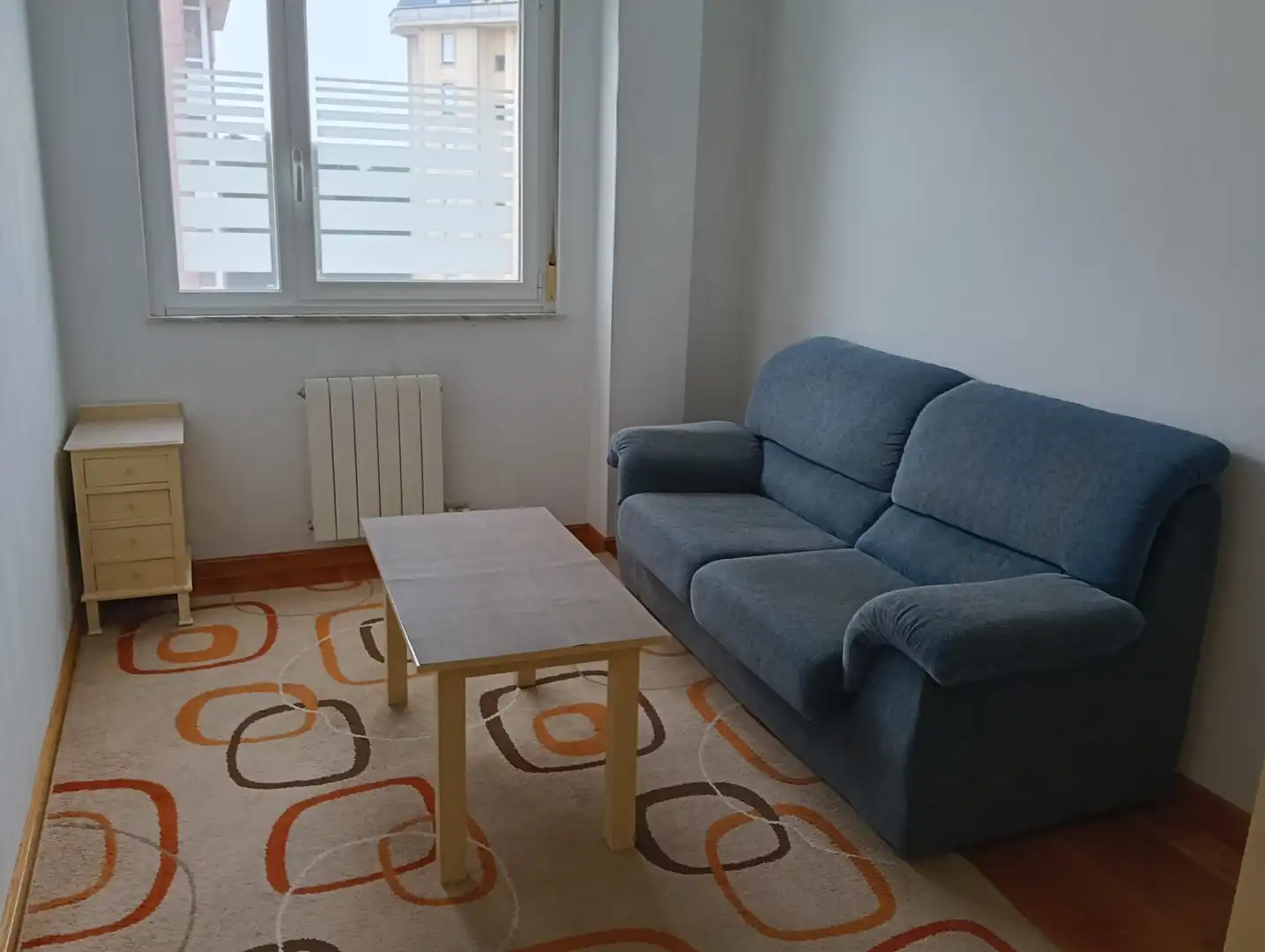Sala d'estar de Pis de lloguer en Lugo amb Moblat
