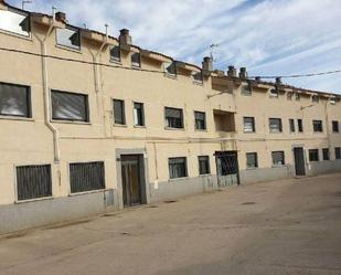 Exterior view of Flat for sale in Monfarracinos