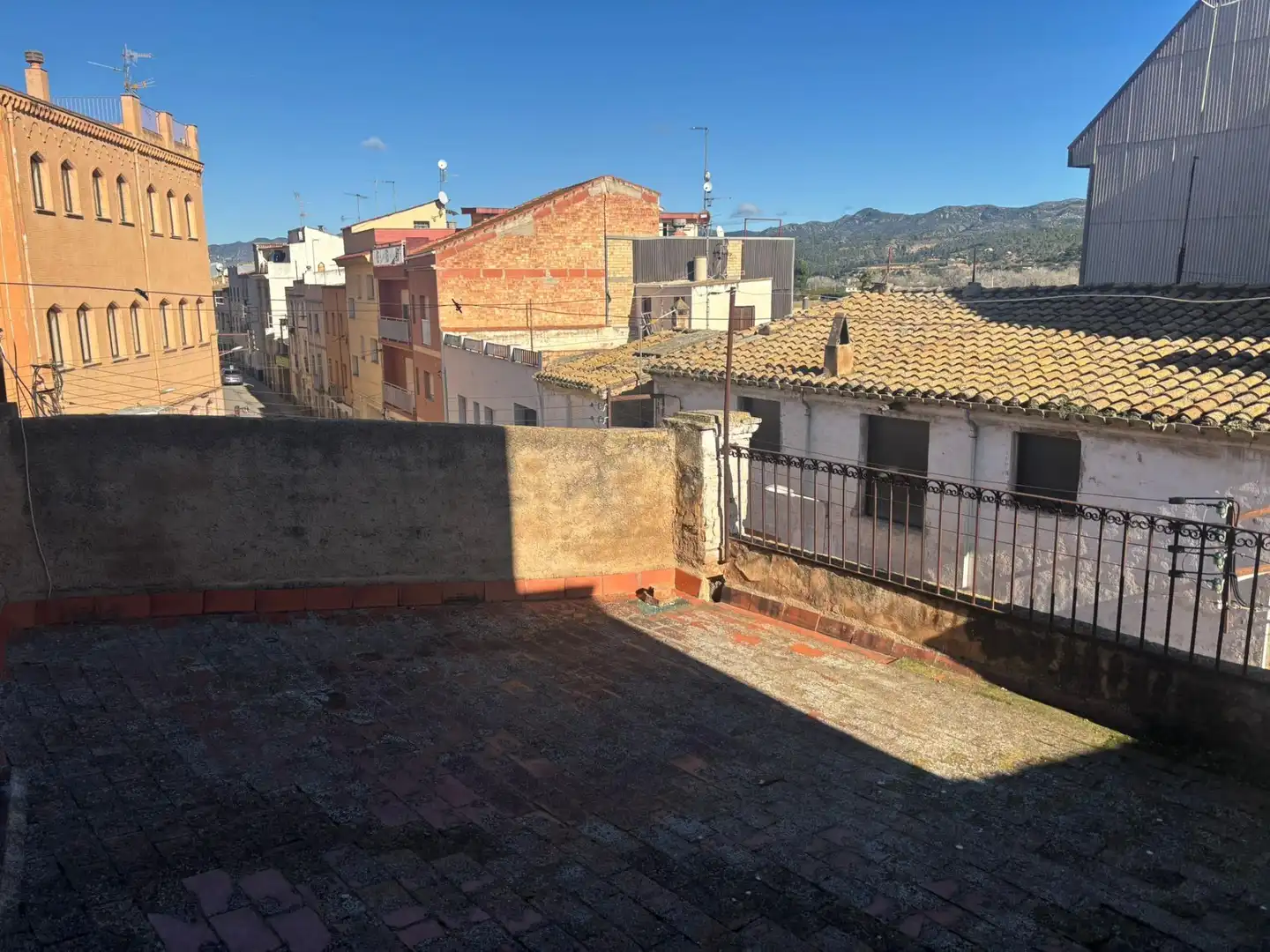 Vista exterior de Casa o xalet en venda en Tortosa amb Balcó