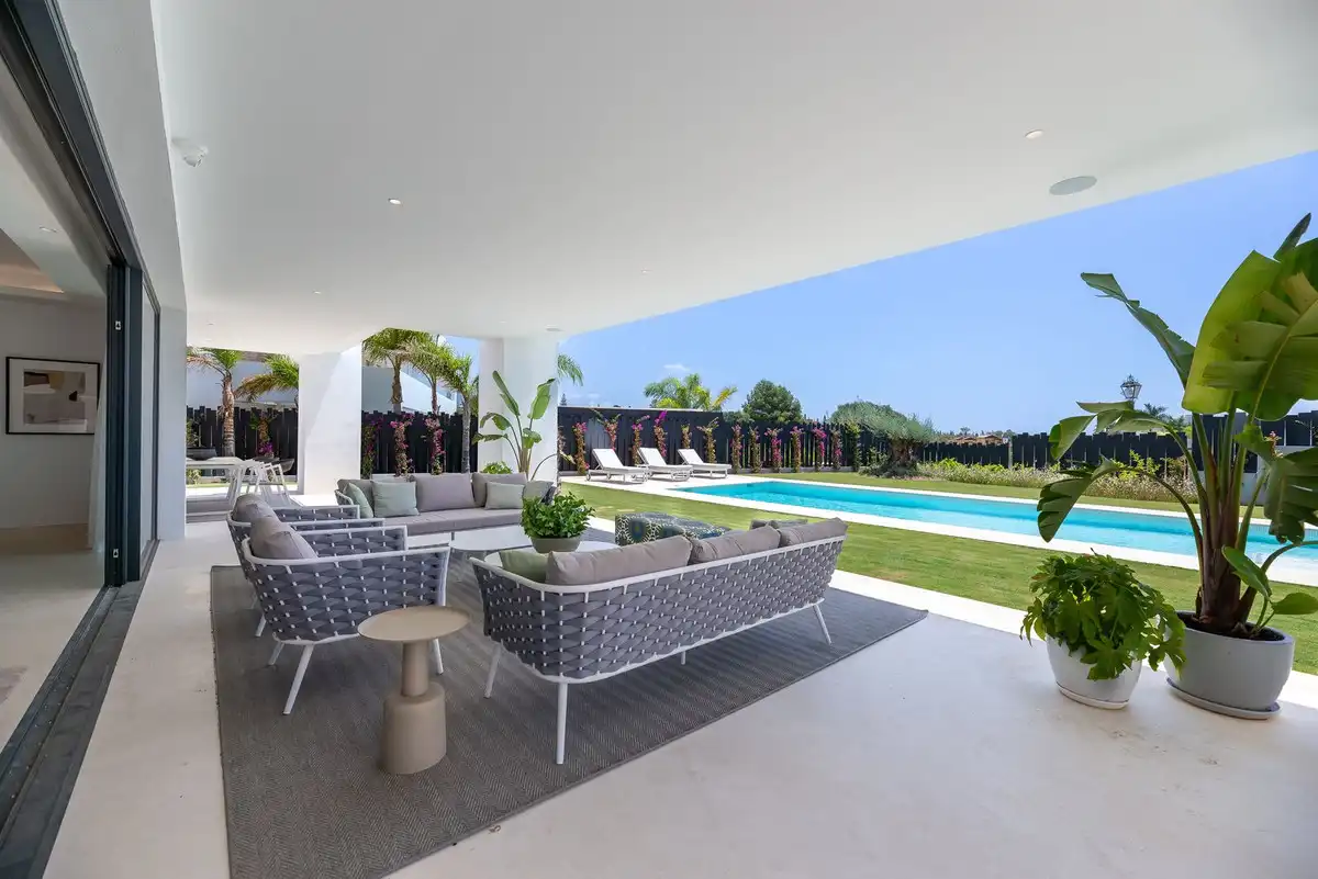 Chalet con piscina en venta en Milla de Oro, imagen 20