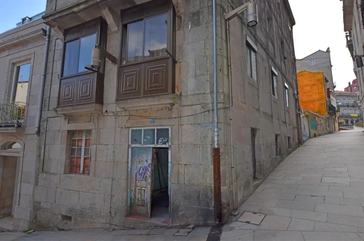 Vista exterior de Local de alquiler en Vigo 