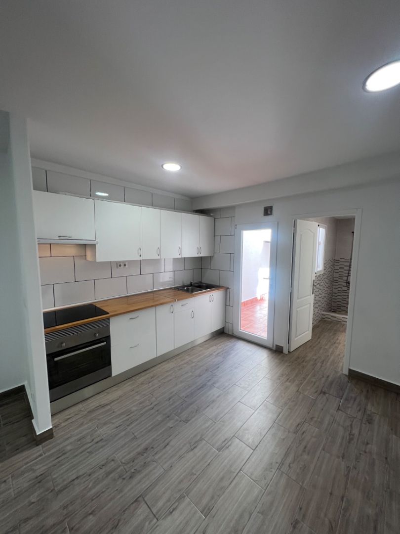 Cocina de Piso de alquiler en Reus con Terraza y Horno