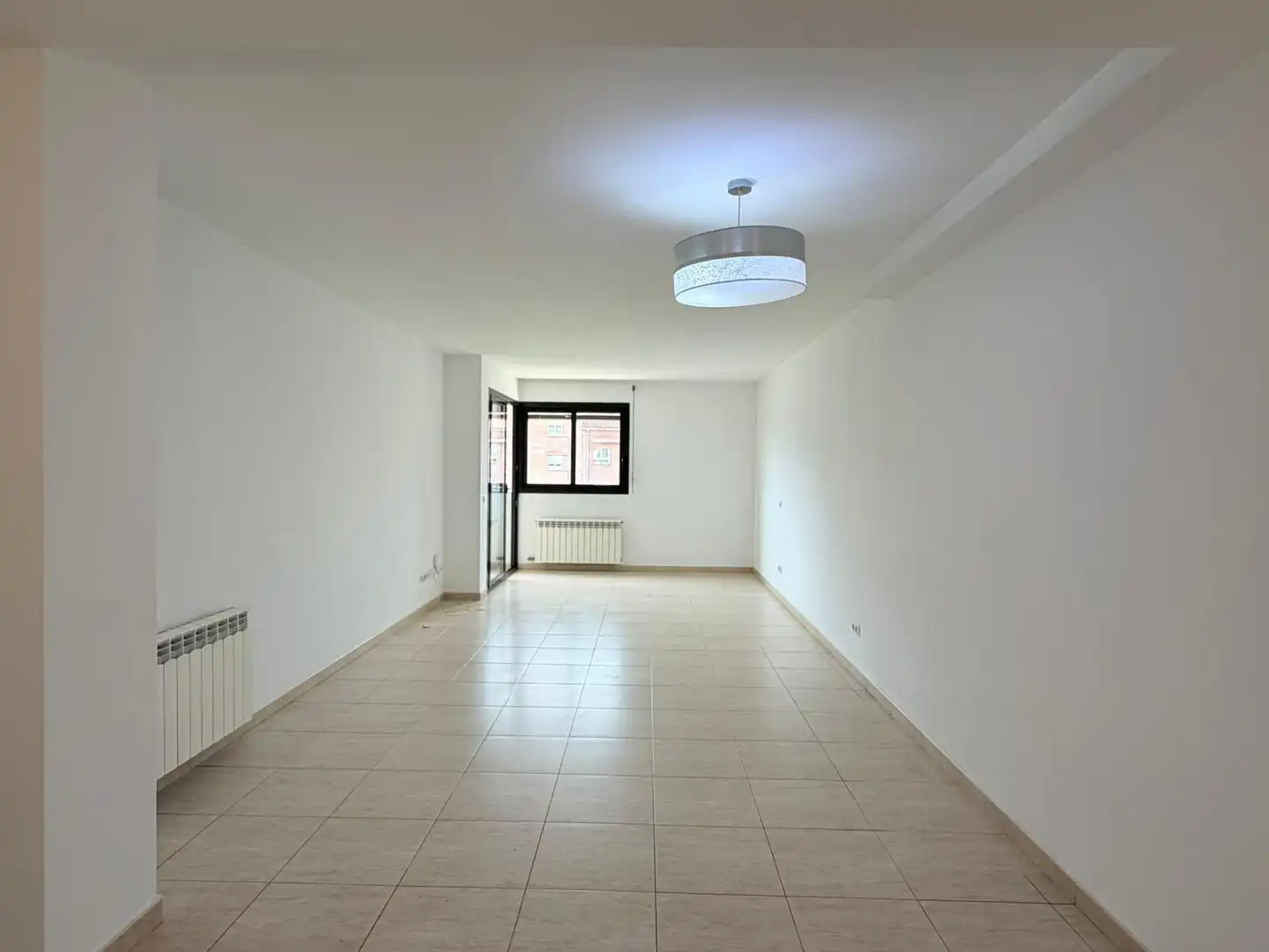 Piso de alquiler en Igualada con Calefacción y Terraza