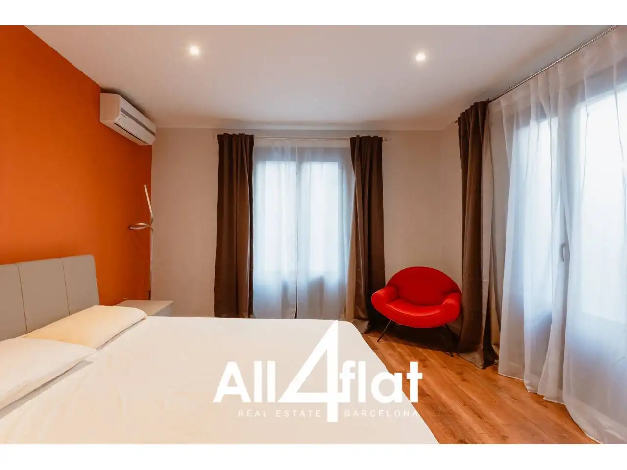 Schlafzimmer von Wohnung zur Miete in Barcelona mit Klimaanlage, Heizung und Parkett