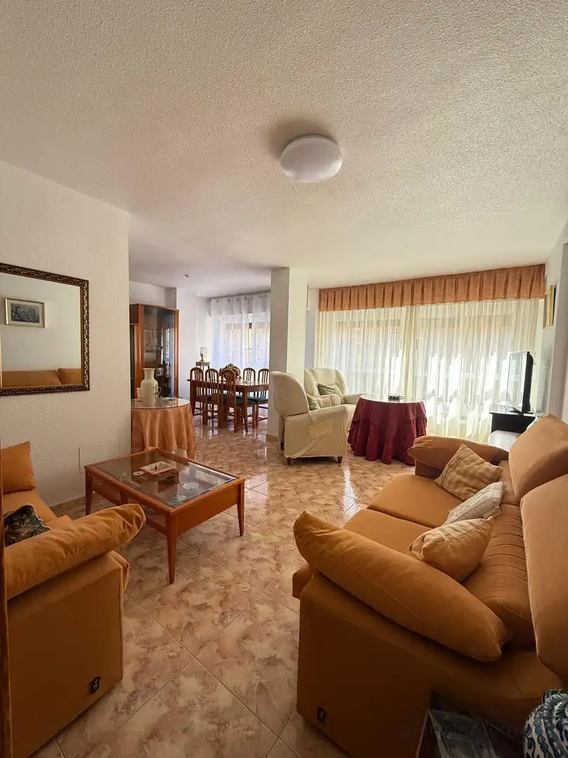Piso en venta en Sutullena