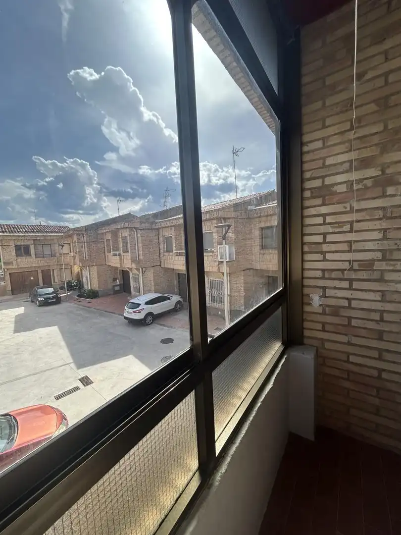 Vista exterior de Casa adosada en venda en Cintruénigo amb Calefacció, Jardí privat i Terrassa