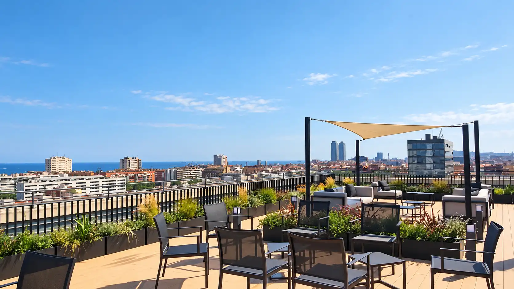 Terrassa de Oficina de lloguer en Sant Martí