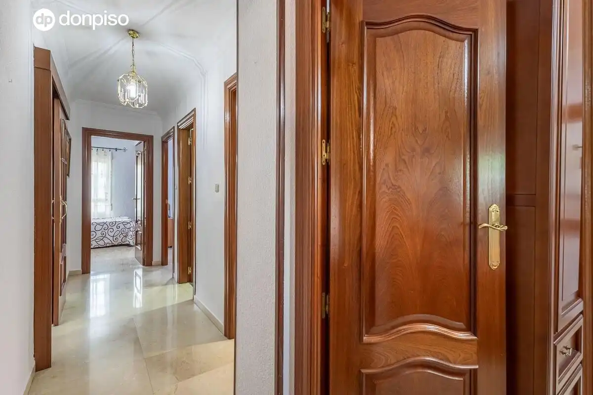 Flat for sale in Granada