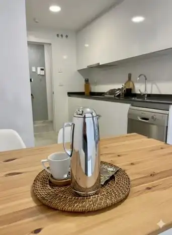Cuina de Apartament en venda en Marbella amb Aire condicionat, Calefacció i Jardí privat