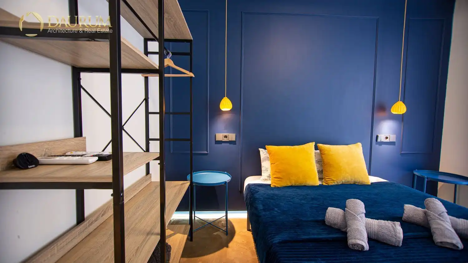 Bedroom of Flat for sale in Valencia  with Air Conditioner, Heating and Terrace