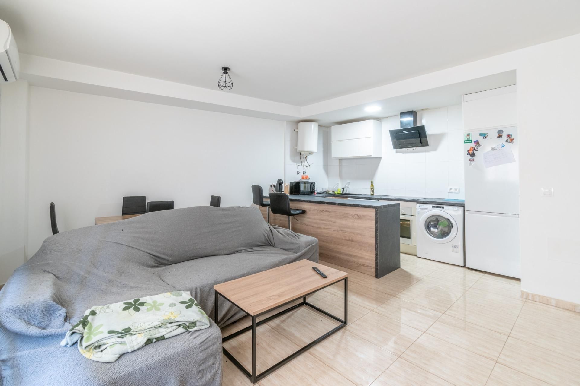 Wohnzimmer von Wohnungen zum verkauf in Las Gabias mit Heizung