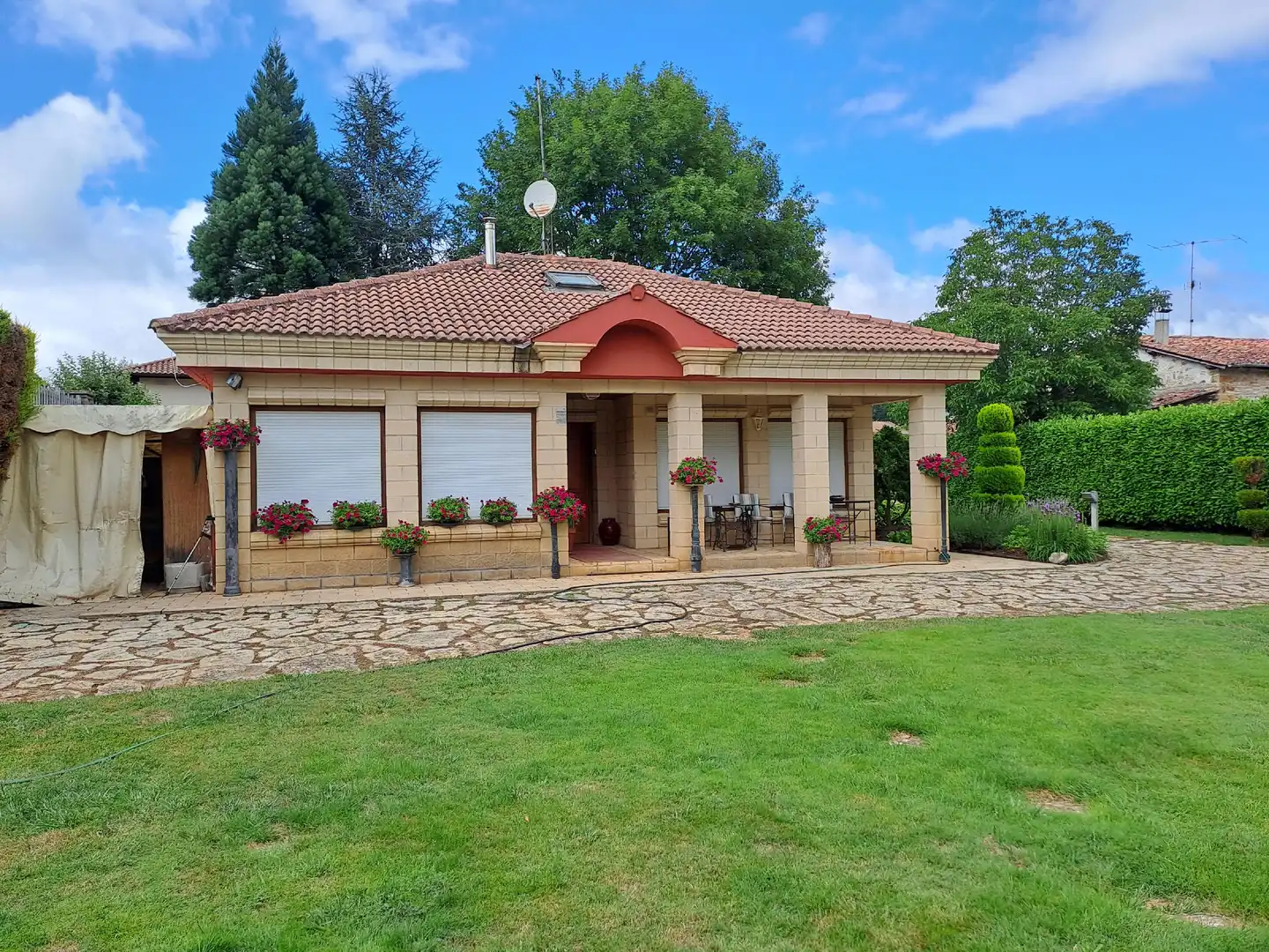Vista exterior de Casa o chalet en venta en Barrundia
