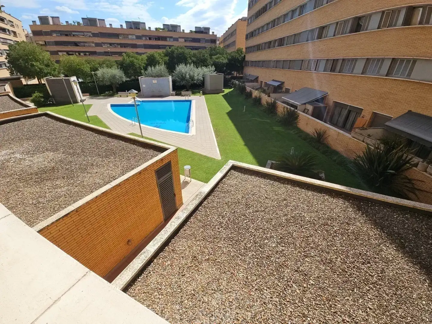 Pis amb piscina en venda a Can Gibert del Pla