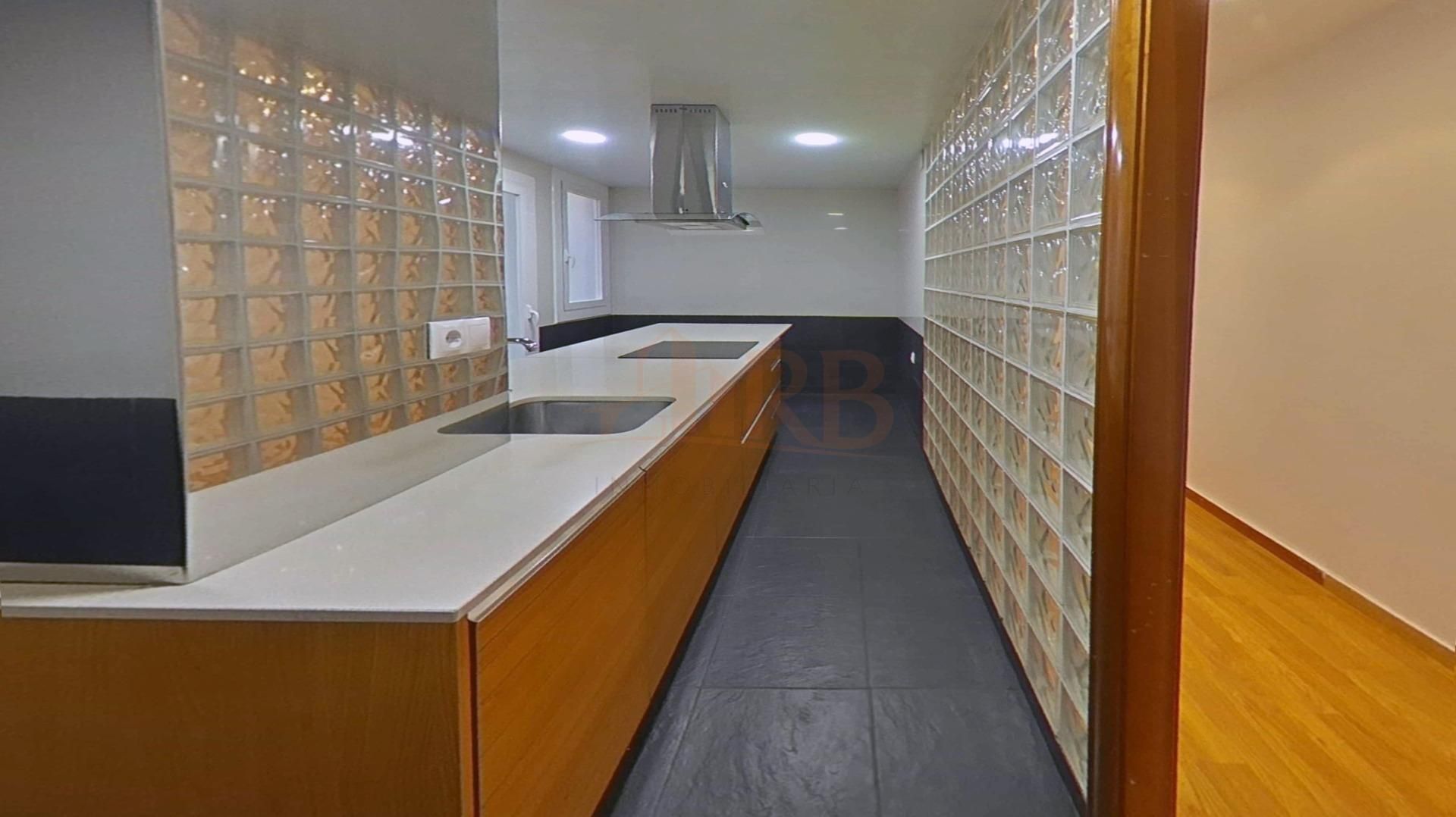 Kitchen of Flat for sale in Castelldefels  with Terrace