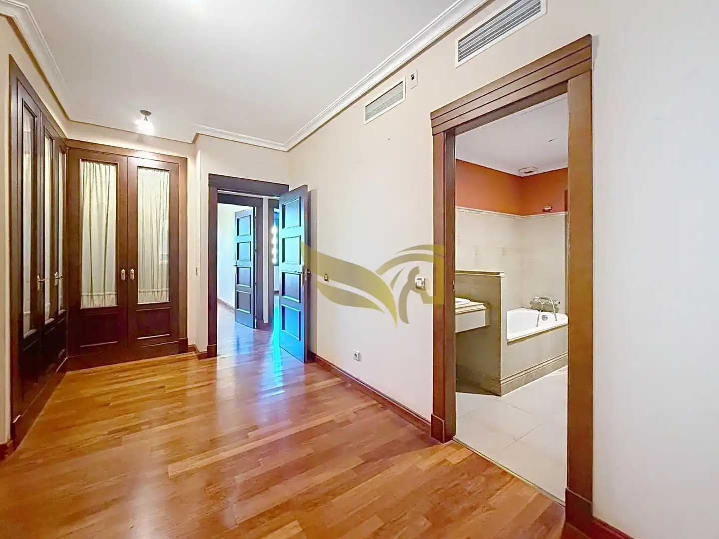 Wohnung zum Verkauf in Sevilla mit Klimaanlage und Heizung