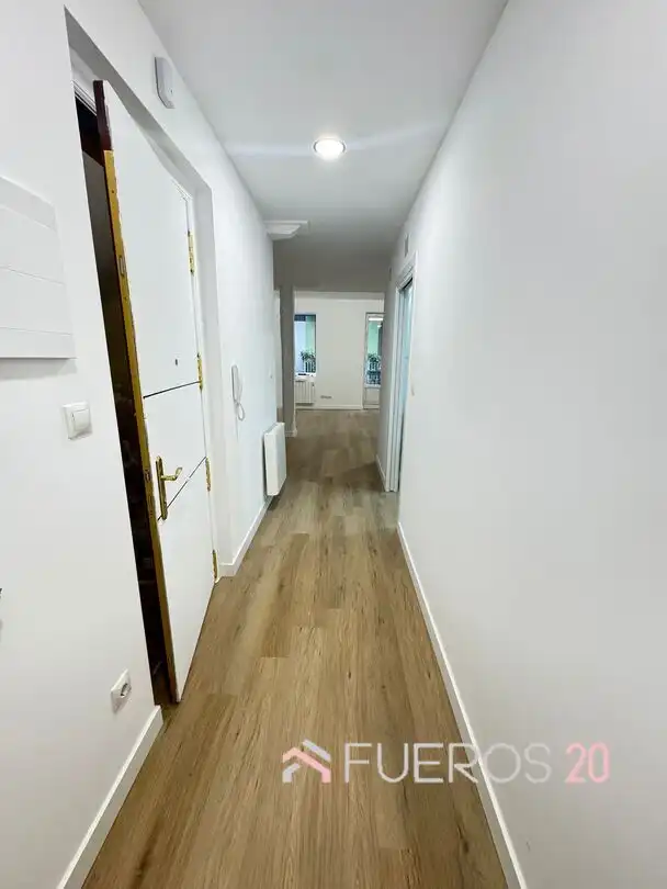 Piso en venta en Bilbao  con Calefacción y Balcón