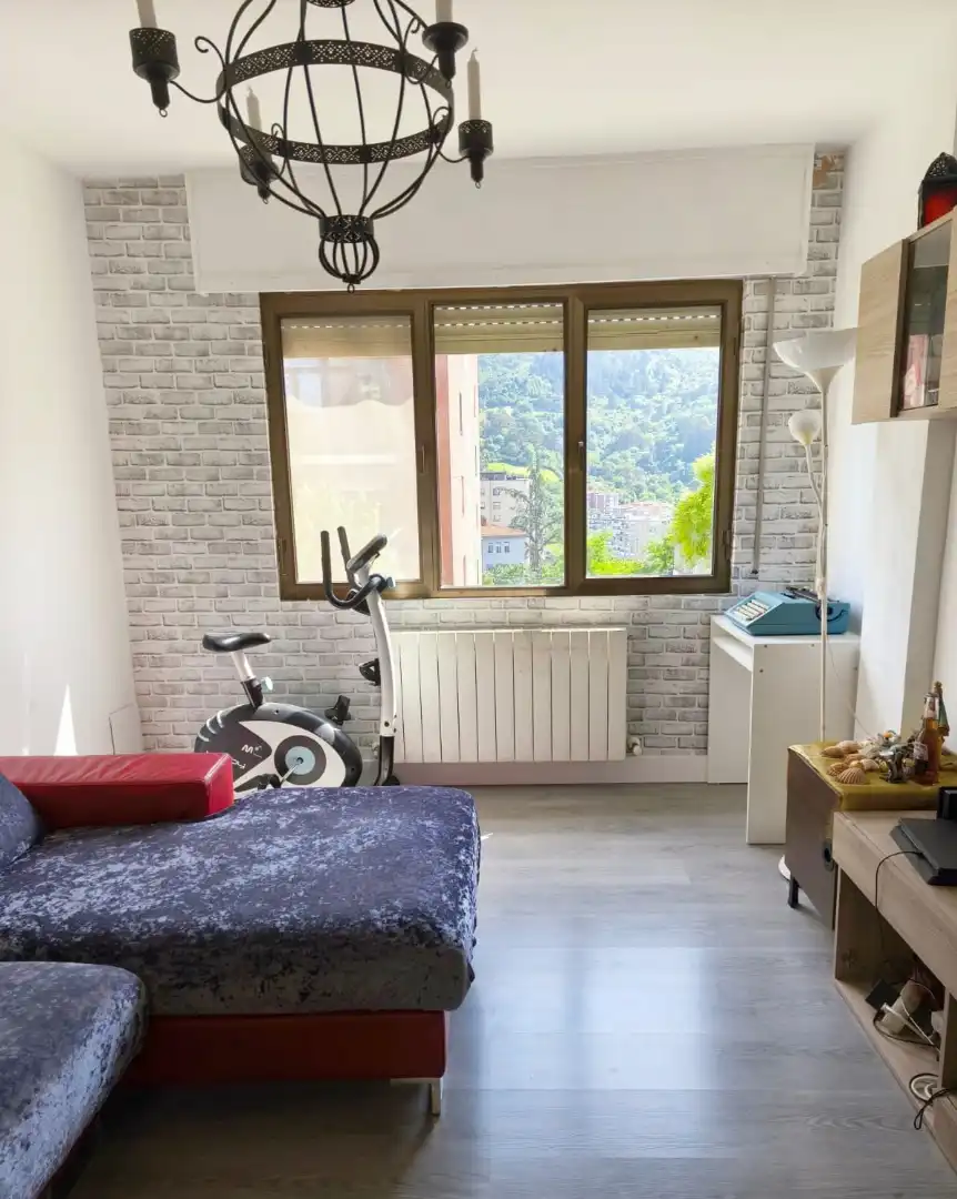 Habitación de Piso en venta en Valle de Trápaga-Trapagaran con Calefacción, Amueblado y Balcón