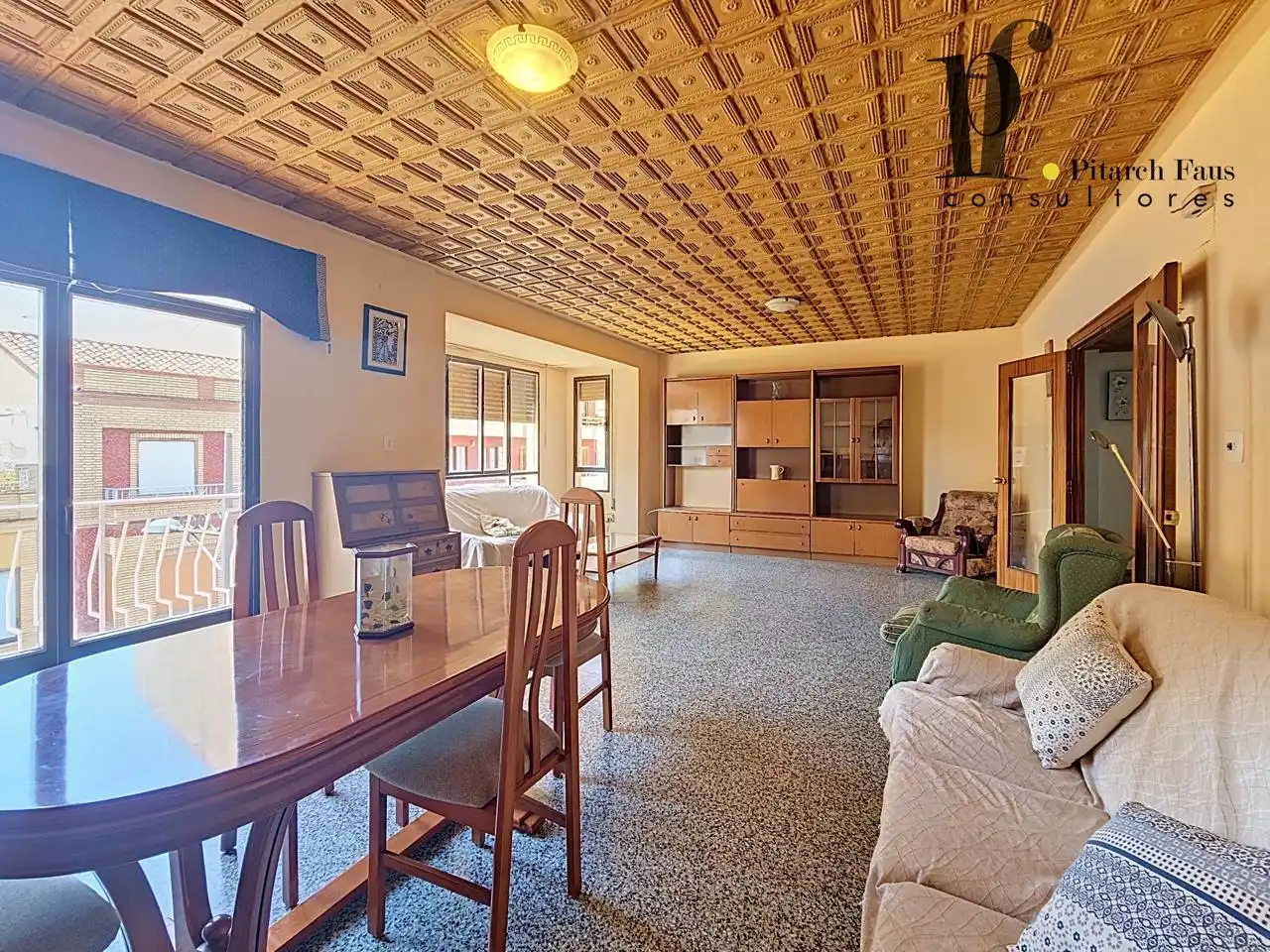 Sala d'estar de Pis en venda en La Pobla de Vallbona amb Balcó