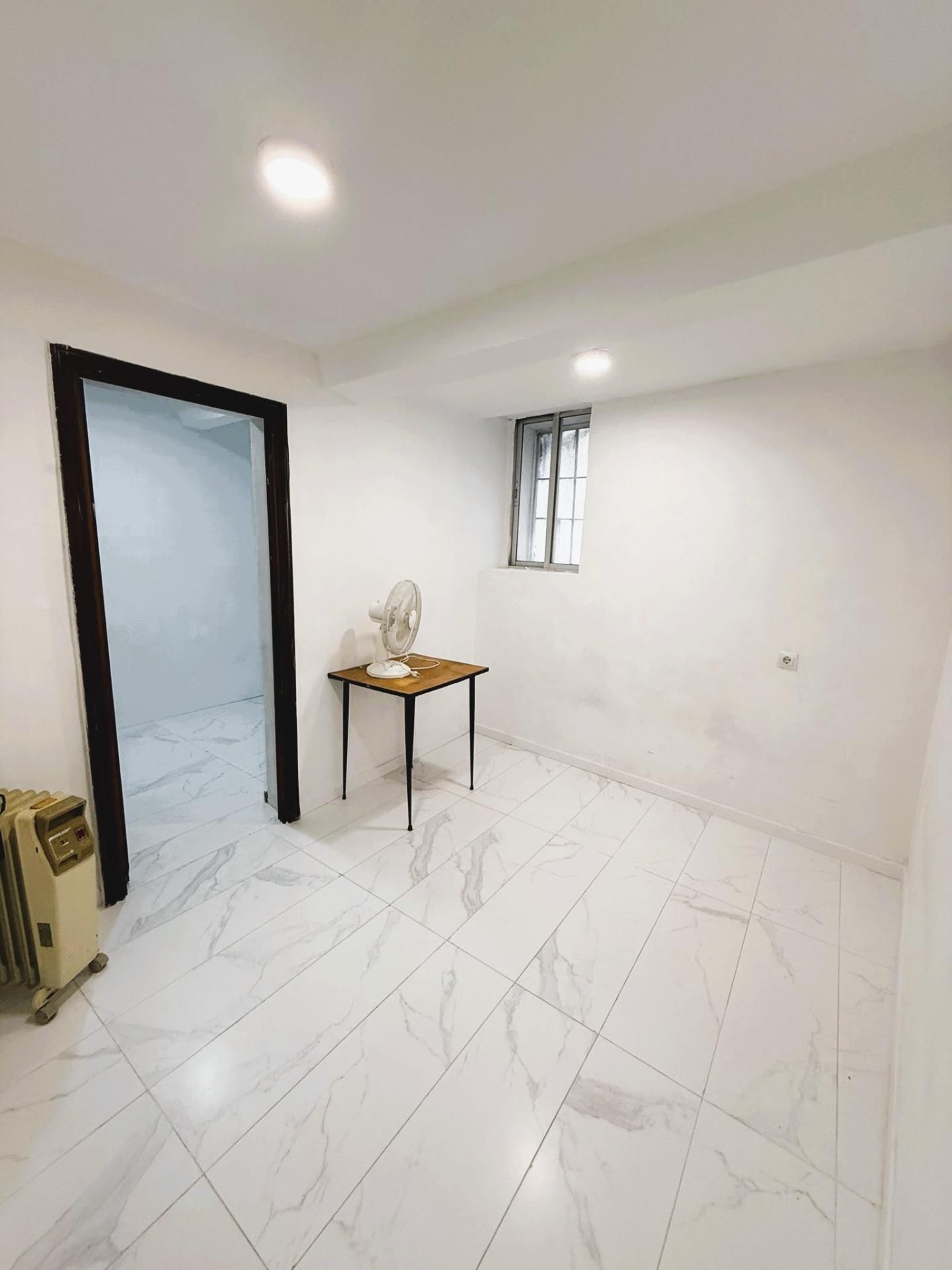 Flat to share in Calle Calle Oxígeno, Villaverde Alto, Villaverde