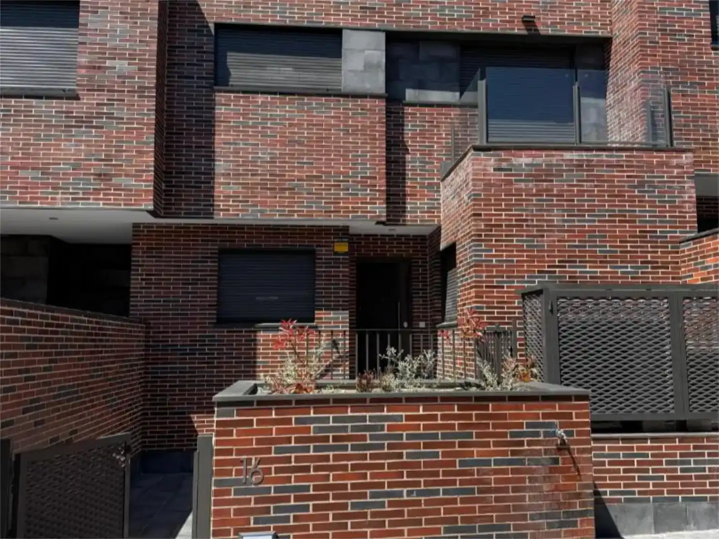 Exterior view of Houses for rent in Boadilla del Monte  with Air Conditioner, Private garden and Parquet flooring