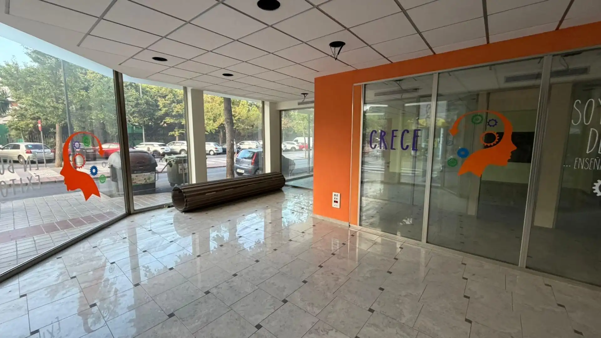 Business premises to rent in Calle de Isidro Villaroig, imagen 2