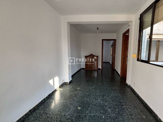 Piso en Venta en Centro Urbano